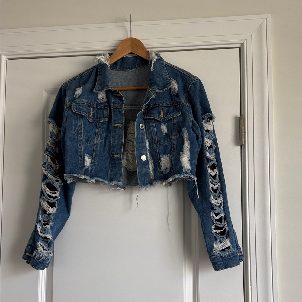 Source Unknown Distressed Blue Cropped Denim Jack… - image 1